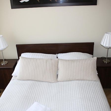 Place 4 You Apartments Краков Экстерьер фото