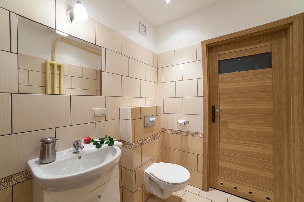 Place 4 You Apartments Краков Номер фото