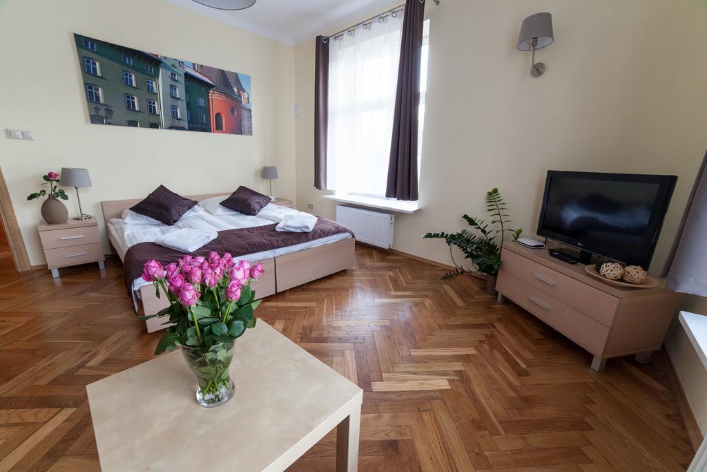 Place 4 You Apartments Краков Номер фото