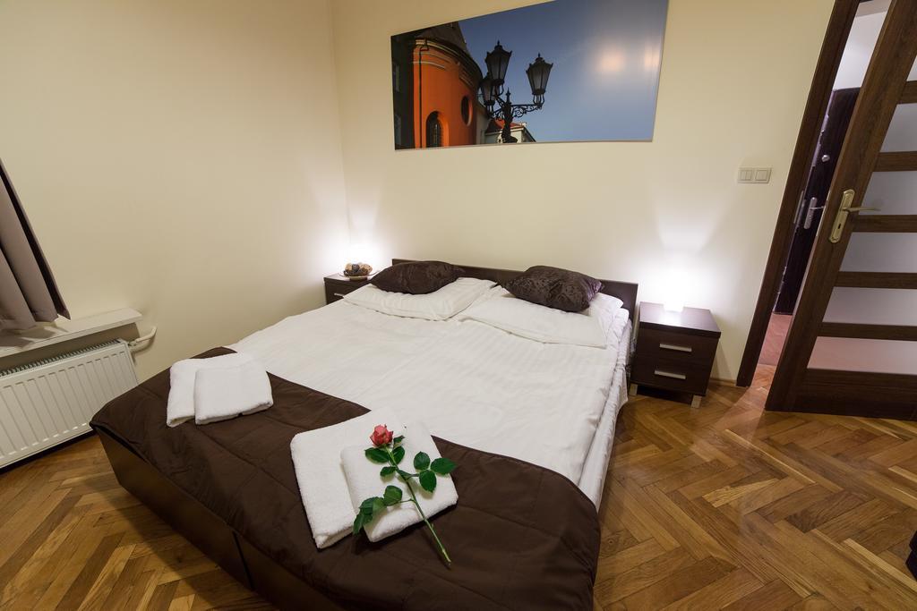 Place 4 You Apartments Краков Номер фото