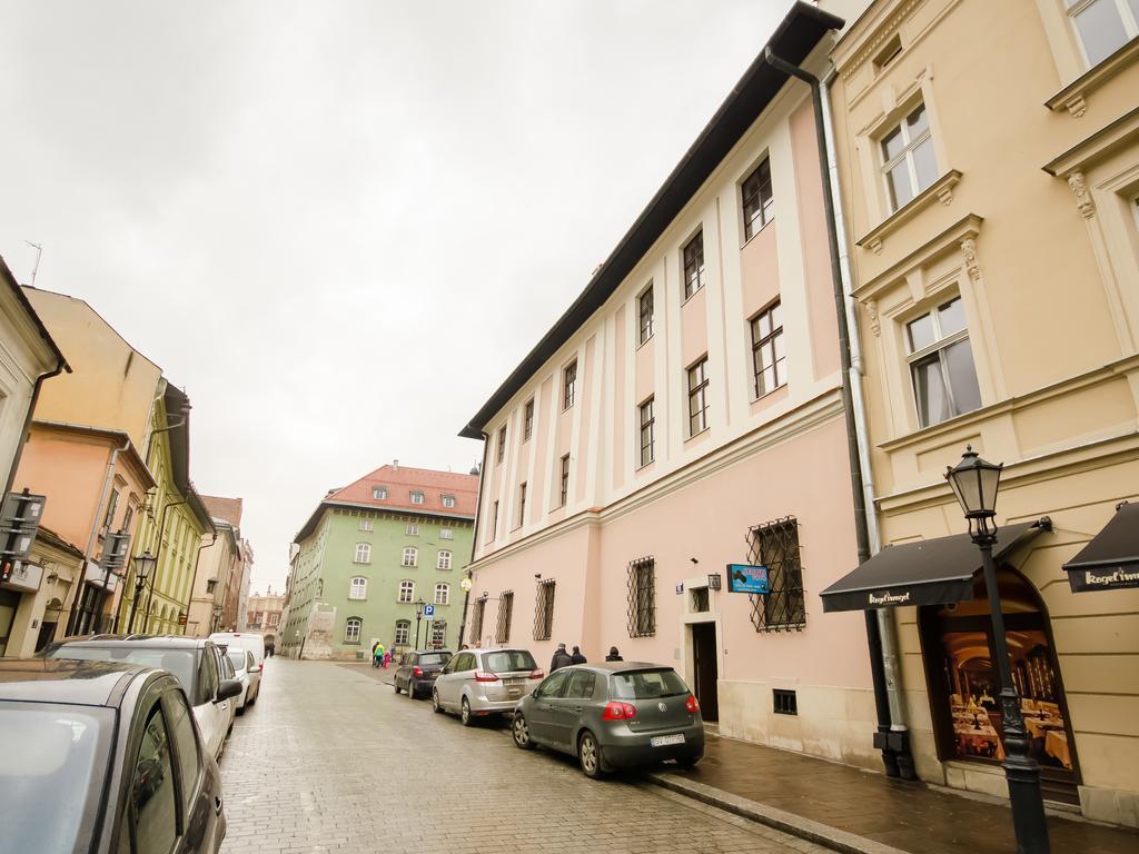 Place 4 You Apartments Краков Экстерьер фото