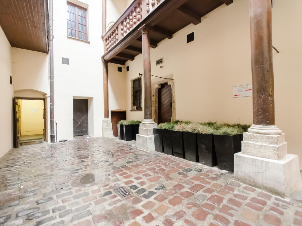 Place 4 You Apartments Краков Экстерьер фото
