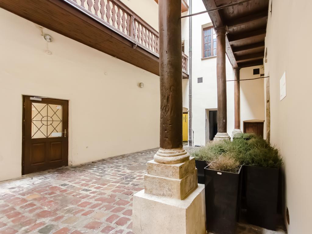 Place 4 You Apartments Краков Экстерьер фото