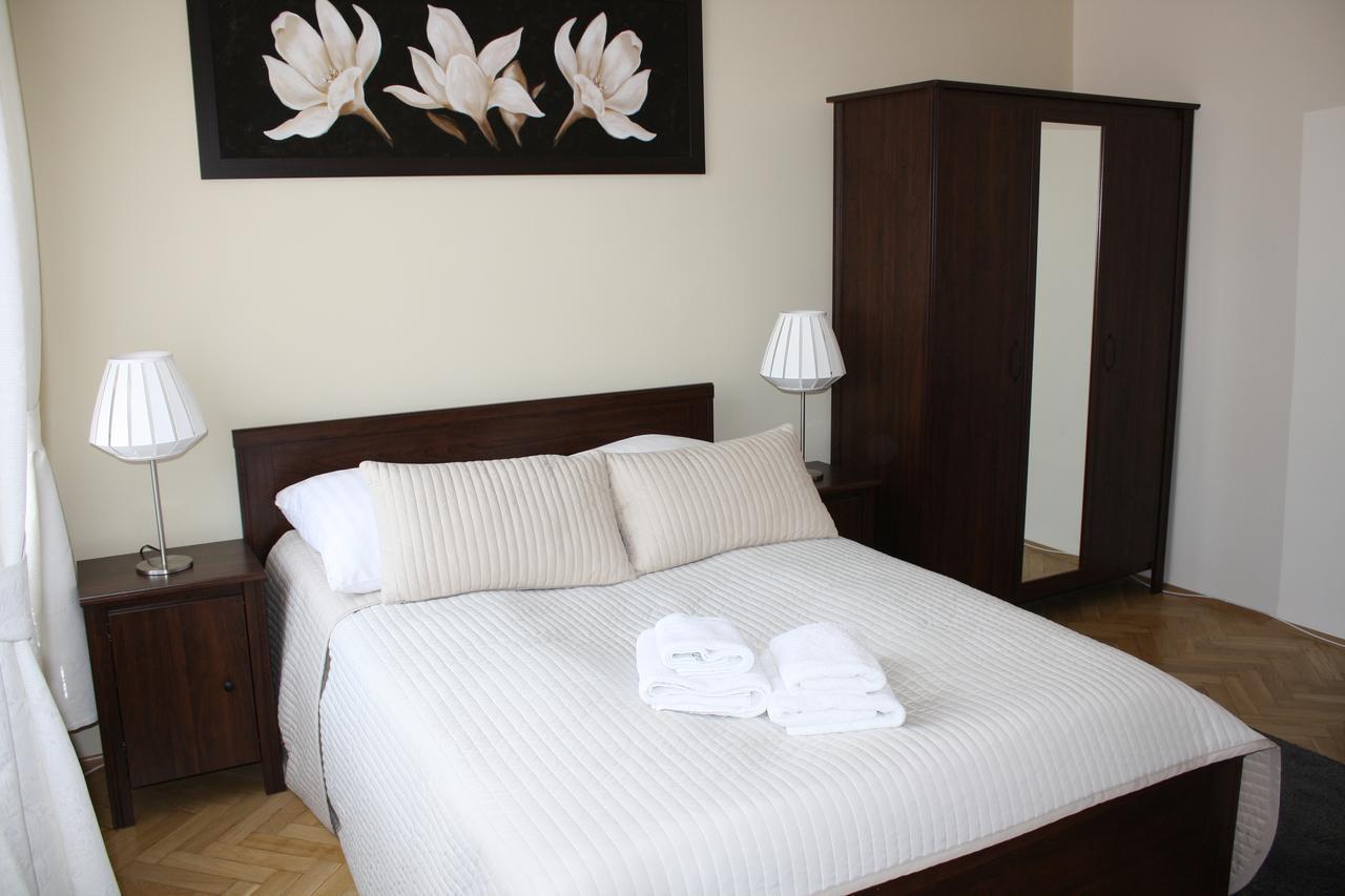 Place 4 You Apartments Краков Экстерьер фото